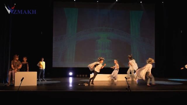 «Холод» на английском языке. Спектакль 3 класса частной школы «Взмах-Север» смотреть онлайн
