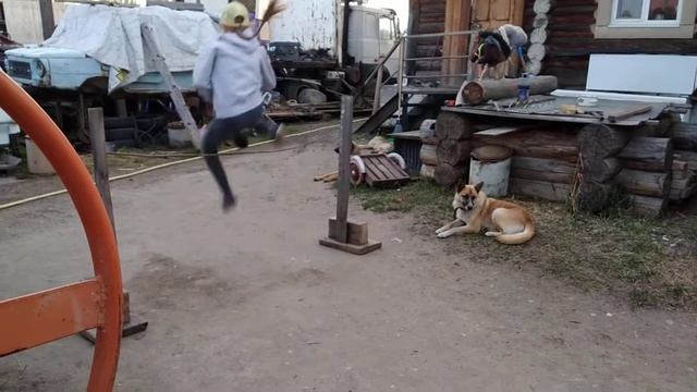 Прыжки на хоббихорсах. Вызов принят. смотреть онлайн