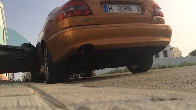 Volvo c70 T5 98" exhaust Duramas смотреть онлайн