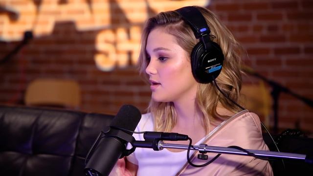 Olivia Holt | Full Interview смотреть онлайн