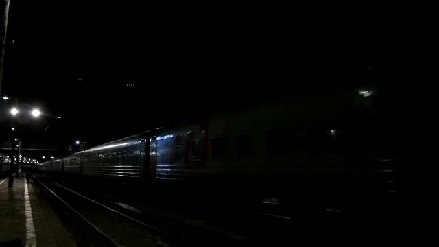 Электровозы ЭП1М-537/535 с поездом №13 Новокузнецк - СПб и отцепка ЧС2т-1059 | Станция Бабаево.