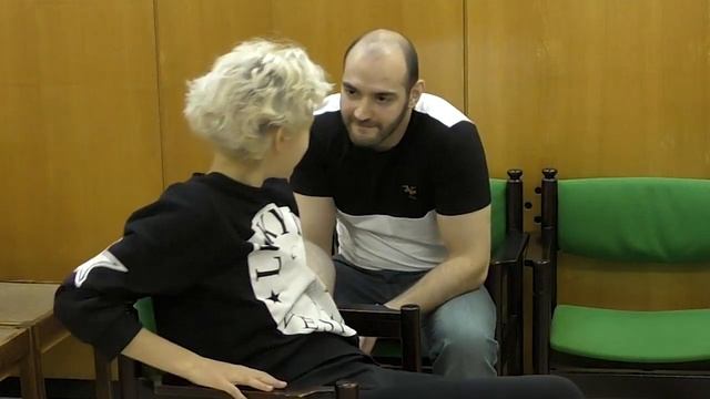Эксперимент. Внушением в гипнозе можно временно убирать заикание | Лечение заикания гипнозом смотреть онлайн