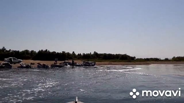 Узбекистан. Озеро Тузкан. Прогулка на моторной лодке. смотреть онлайн