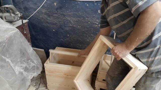 УЛЕЙ УКРАИНСКИЙ НА 12 РАМОК С РАМКОЙ 300 И 145 смотреть онлайн