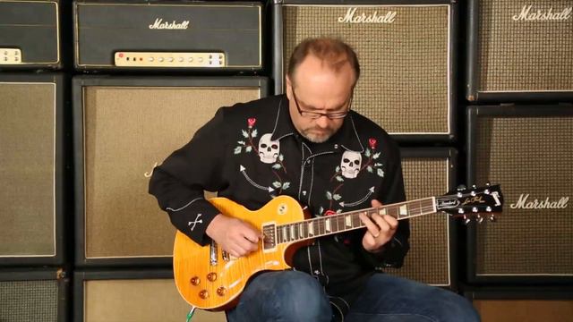 Gibson Les Paul Standard Plus • SN: 103131469 смотреть онлайн