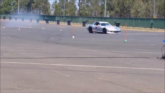 Khanacross in a Twin Turbo Mazda RX7 V8 смотреть онлайн