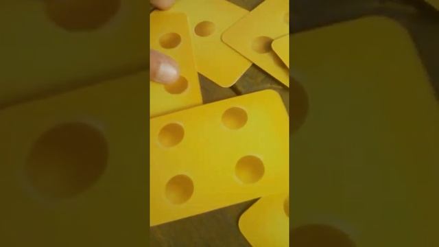 Играем в настольную игру день сырка смотреть онлайн