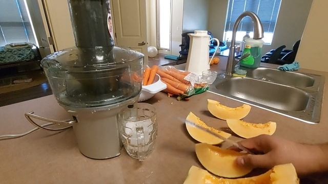 Home made Fresh Carrot and Cantaloupe juice смотреть онлайн