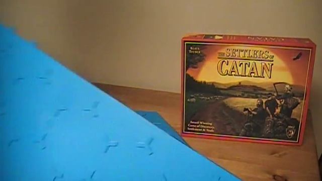 Unboxing: The Official Settlers of Catan Gaming Board смотреть онлайн