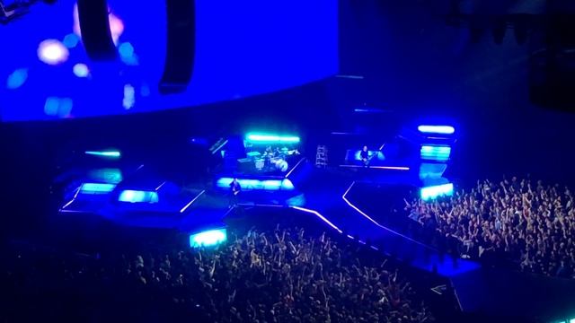 Muse - Madness (Oracle Arena, March 9, 2019) смотреть онлайн
