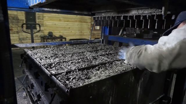 Вибропрессование арболитовых блоков на станке «Русский Арболит-2» смотреть онлайн