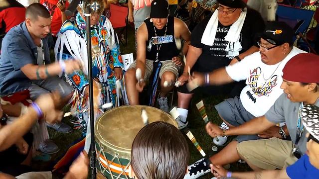 Mystic River @ Oneida contest powwow 2015 смотреть онлайн