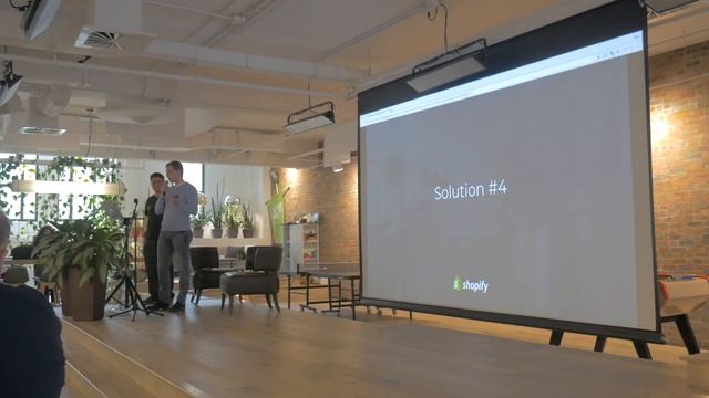Yet Another Async Continuation Talk by Ivan Savytskyi and Francisco Cavedon смотреть онлайн