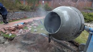 как приготовить раствор.из цемента. для ремонта стенки из бетона.  для  ремонта бордюра из  бетона.