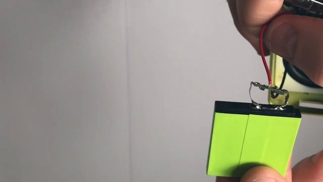 ЗАМЕНА БАТАРЕИ НА БЛЮТУЗ КОЛОНКЕ СВОИМИ РУКАМИ смотреть онлайн