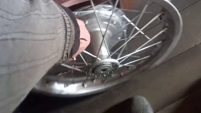 СБОРКА КОЛЁС НА СТАРЕНЬКИЙ CZ смотреть онлайн