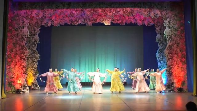 Якутский танец с салама,ансамбль "Леди плюс" смотреть онлайн