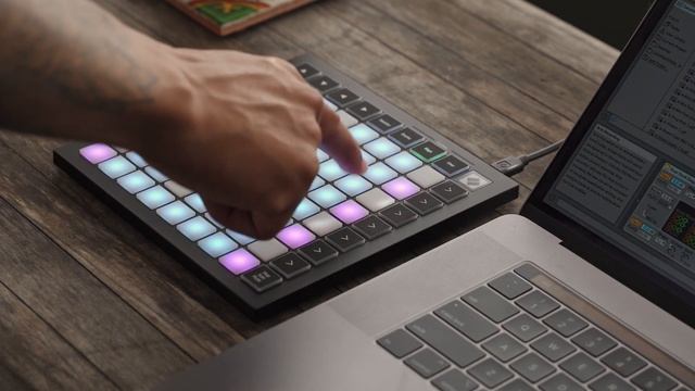 Custom Modes - Launchpad Mini // Novation