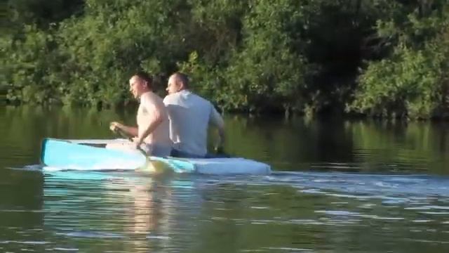 Испытание лодки нового поколения на Десне смотреть онлайн