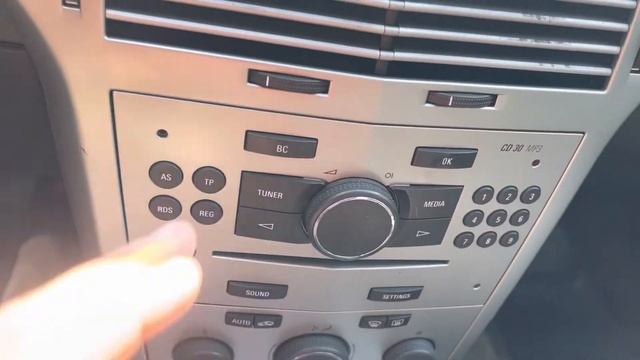 Мини обзор. Opel Astra. 2012 смотреть онлайн