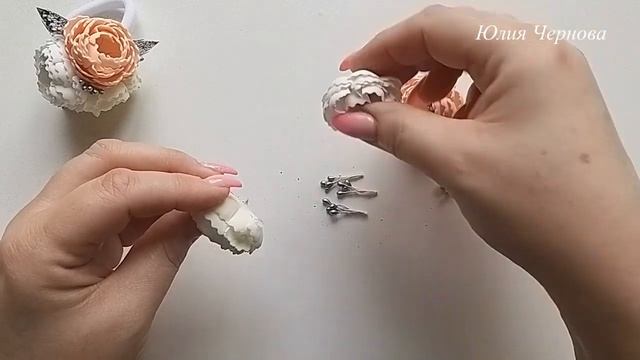 КРАСИВЫЕ ЦВЕТОЧКИ ИЗ ФОАМИРАНА ЗА 5 МИНУТ, МК/DIY//МАЛЕНЬКИЕ ЦВЕТОЧКИ НА РЕЗИНОЧКАХ смотреть онлайн