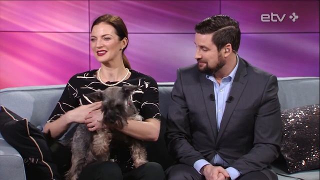 Дрессировщица: небольшой трюк от собаки сразу успокаивает плачущего ребенка