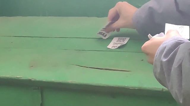 РЕАЛЬНО ЛИ НАБРАТЬ ПОДПИСЧИКОВ НА YouTube РАСКЛЕИВАЯ ЛИСТОВКИ? КАК ПРОПИАРИТЬ СВОЙ КАНАЛ? смотреть онлайн