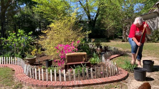 Let's Make a New Garden Bed from Start to Finish (Design to Execution) смотреть онлайн