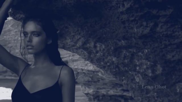 Touch And Go ♡ Straight to number one смотреть онлайн