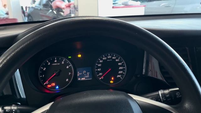 Mitsubishi Outlander 2015 г.в 2.0 CVT (146 л.с), Купить в Автосалоне АВТОПАРК76 в г. Ярославль! смотреть онлайн