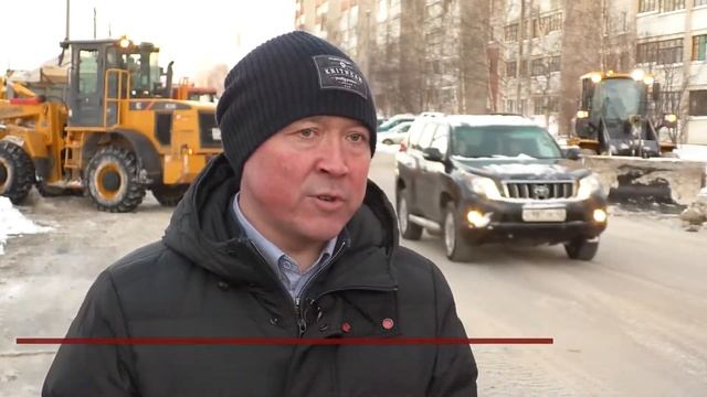 В Кирове продолжаются работы по вывозу снега смотреть онлайн