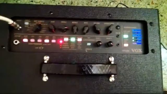 Mi nuevo Ampli VOX VT20X !!! смотреть онлайн