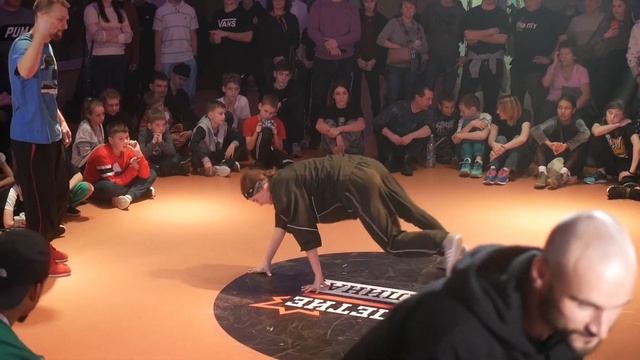 12 Летие Бруклина | Отбор Breakdance pro JЭT(win) vs Alex vs Тула смотреть онлайн
