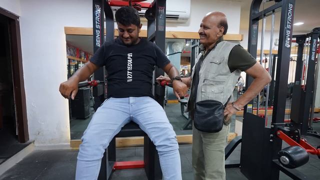 Meet Our Dada Ji...Challenge भारी पड़ गया 😂 смотреть онлайн