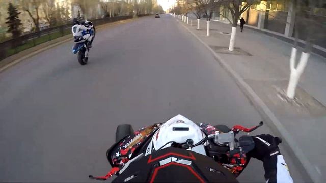 Покатушки по городу с мотоциклистами смотреть онлайн
