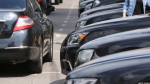 Как быть если машину заблокировали на стоянке, эффективные методы!