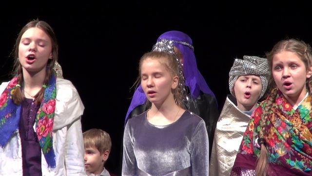 2012.01.08.Рождество Христово в театре смотреть онлайн