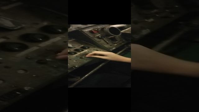 Друг в музее метро на выставочной смотреть онлайн