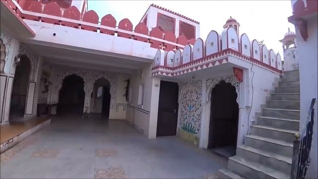 13. Индия 2022. Утро во дворце. Тут жили дажйпурские принцессы... Самая красивая королева. смотреть онлайн