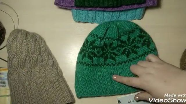 Вязаные шапки! Много или мало? смотреть онлайн