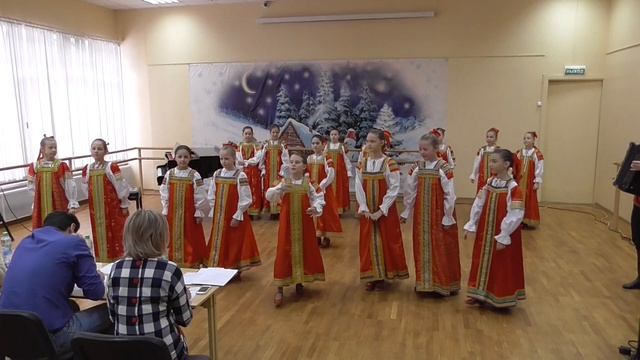 Образцовый ансамбль народной песни Маков цвет. смотреть онлайн