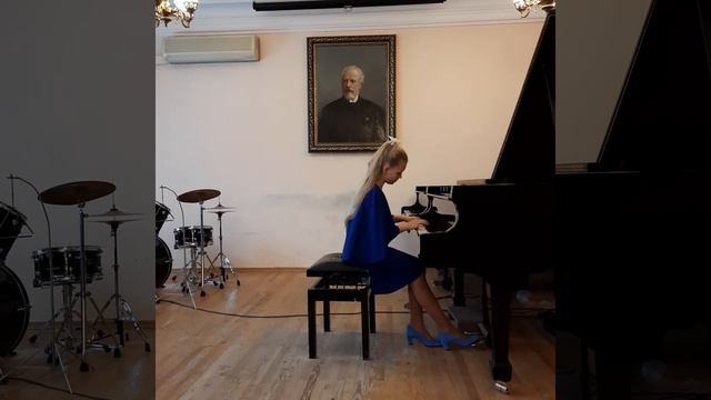 К. Дебюсси "Маленький негритенок", исполняет Русских Злата смотреть онлайн
