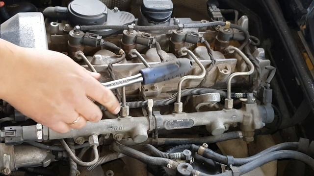 Замена свечей накала. Бывает и такое! смотреть онлайн