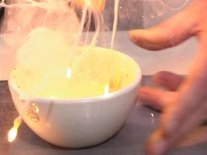 Химия. Опыты. Неорганика. Взаимодействие серы с натрием