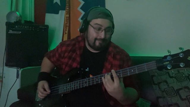 Living in fear (Marillion) Bass Cover смотреть онлайн