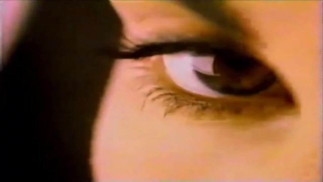 Max Factor 2000 Calorie Mascara смотреть онлайн