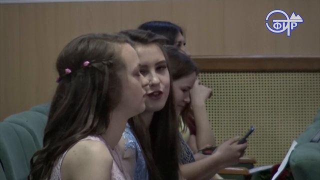 Выпускной студентов техникума горных технологий и сферы обслуживания смотреть онлайн
