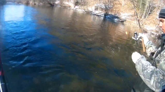 Рыбалка на Хариуса в октябре 2015 смотреть онлайн