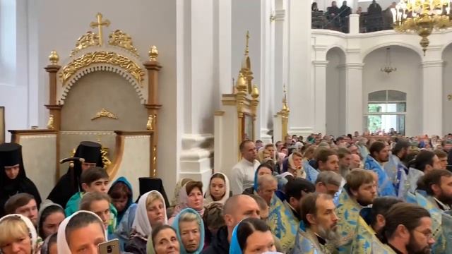 Соборна Божественна літургія. Браїлов. 10.10.2019 смотреть онлайн