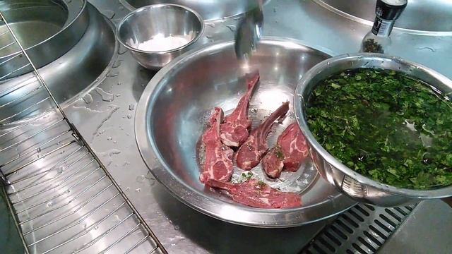 Каре Ягненка на Мангале(Просто,Вкусно) смотреть онлайн